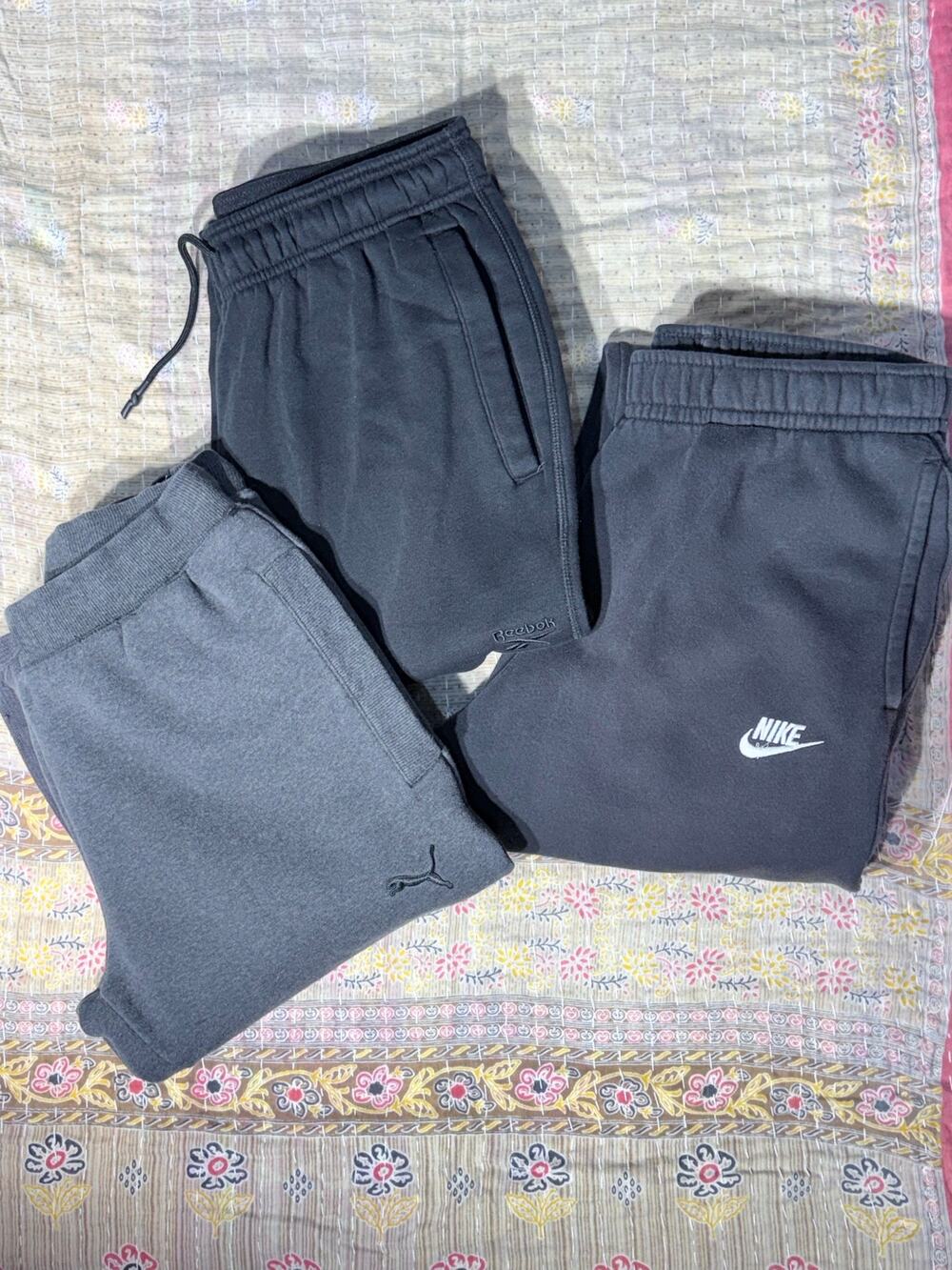 Lot of 3 Nike, Puma and Rebook Straight Leg Sweatpants, Men's Size M